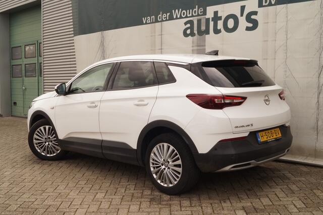 Opel Grandland X 1.2 Turbo 130pk Automaat Business Executive -NAVI-
