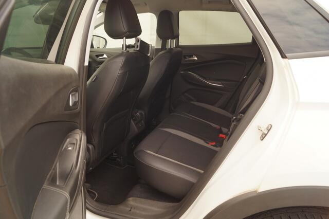 Opel Grandland X 1.2 Turbo 130pk Automaat Business Executive -NAVI-