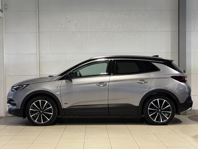 Opel Grandland X Innovation 1.6 Turbo Hybrid4 300pk e-EAT8 | AGR-STOEL | TWO-TONE | TREKHAAK | NAVI | CAMERA | ISOFIX | STOELVERWARMING | DODEHOEK WAARSCHUWING |