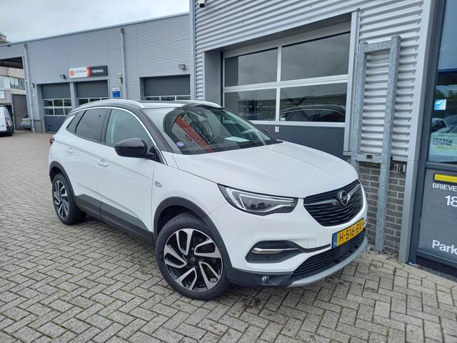 Opel Grandland X 1.2 Turbo Business Executive - LUXE MODEL - CAMERA - KEYLESS - ZWART DAK