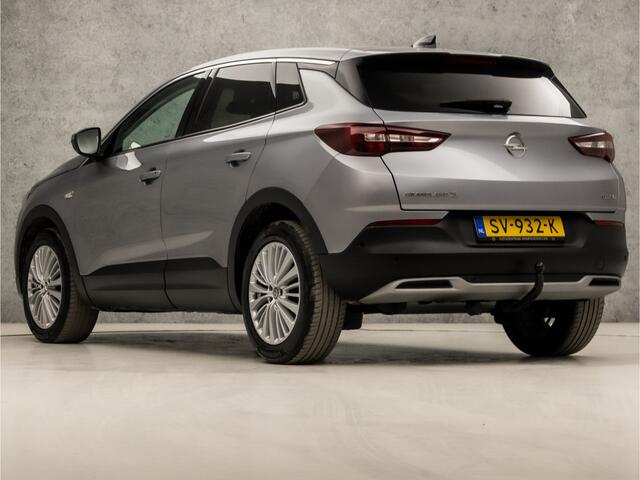 Opel Grandland X 1.2 Turbo Executive Sport Automaat (APPLE CARPLAY, GROOT NAVI, CLIMATE, LED KOPLAMPEN, LEDER, KEYLESS, SPORTSTOELEN, TREKHAAK, CRUISE, LANE ASSIST, NIEUWSTAAT)