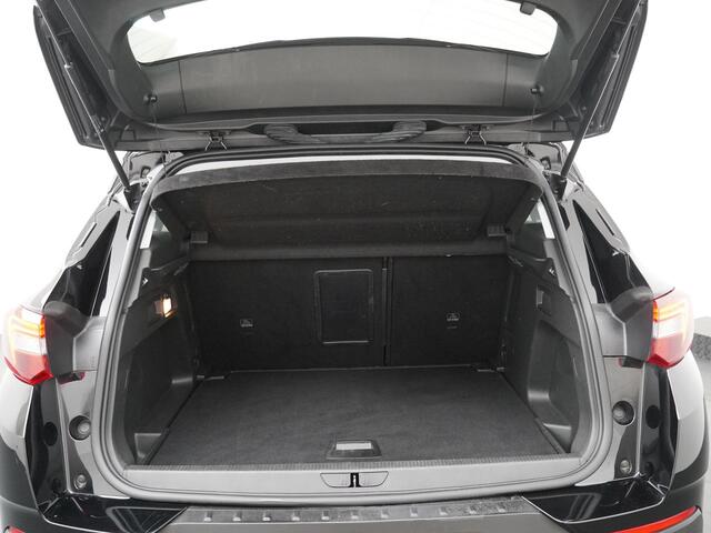 Opel Grandland X 1.2 Turbo 120 Jaar Edition - Navigatie - Apple Carplay & Android Auto - Climate Controle