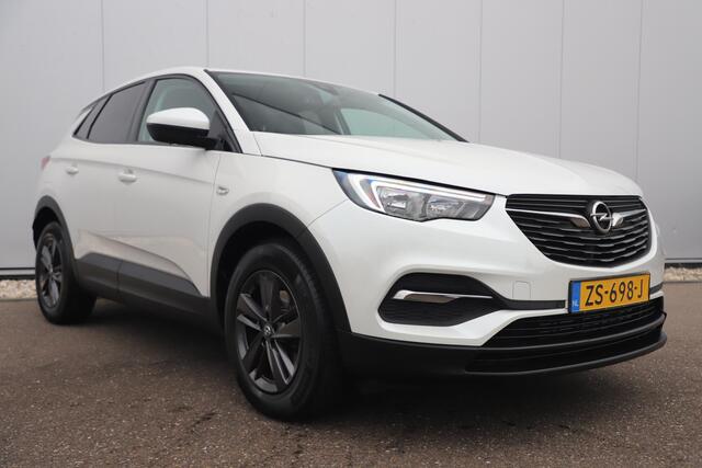 Opel Grandland X 1.2 Turbo 120 Jaar Edition 131PK Automaat Comfortstoelen Navigatie Carplay Android Clima Cruise Parkeersensor