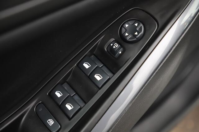 Opel Grandland X 1.2 Turbo 120 Jaar Edition 131PK Automaat Comfortstoelen Navigatie Carplay Android Clima Cruise Parkeersensor