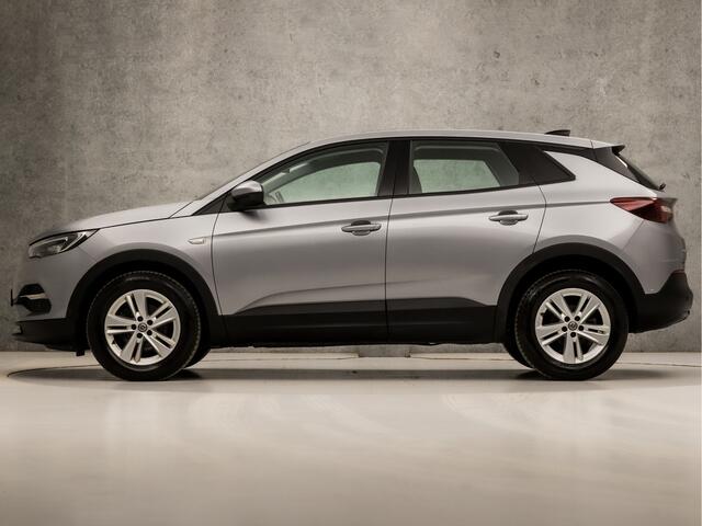 Opel Grandland X 1.2 Turbo Elegance Automaat (APPLE CARPLAY, GROOT NAVI, PARKEERSENSOREN, SPORTSTOELEN, LANE ASSIST, CRUISE, NIEUWE APK, NIEUWSTAAT)