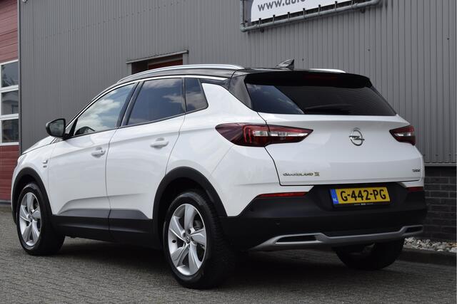 Opel Grandland X 1.2 Turbo 120 Jaar Edition Camera, Stoel/stuurverwarming, Afn. trekhaak, Carplay