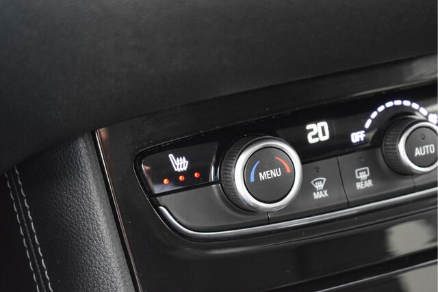 Opel Grandland X 1.2 Turbo 120 Jaar Edition Camera, Stoel/stuurverwarming, Afn. trekhaak, Carplay