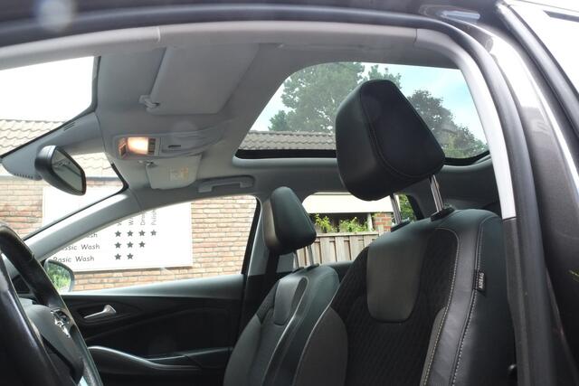 Opel Grandland X 1.2 Turbo Ultimate Panoramadak, Achteruitrijcamera