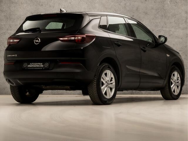 Opel Grandland X 1.2 Turbo Sport Automaat (APPLE CARPLAY, GROOT NAVI, LANE ASSIST, SPORTSTOELEN, PARKEERSENSOREN, CRUISE, LM VELGEN, NIEUWSTAAT)