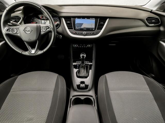 Opel Grandland X 1.2 Turbo Sport Automaat (APPLE CARPLAY, GROOT NAVI, PARKEERSENSOREN, SPORTSTOELEN, CRUISE, LANE ASSIST, NIEUWE APK, NIEUWSTAAT)