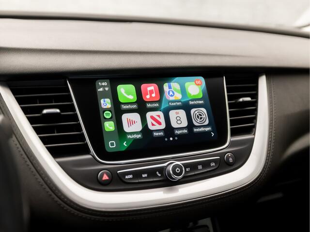 Opel Grandland X 1.2 Turbo Sport Automaat (APPLE CARPLAY, GROOT NAVI, PARKEERSENSOREN, SPORTSTOELEN, CRUISE, LANE ASSIST, NIEUWE APK, NIEUWSTAAT)