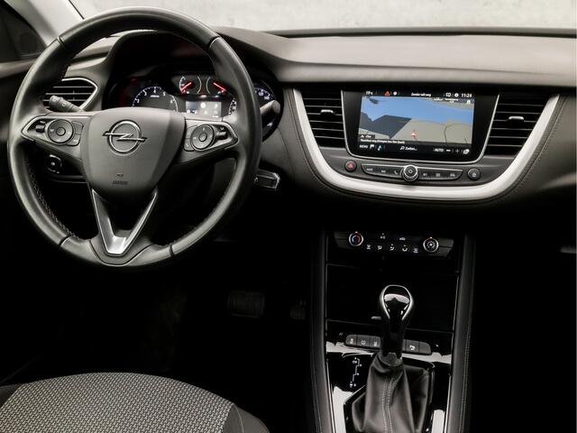 Opel Grandland X 1.2 Turbo Sport Automaat (APPLE CARPLAY, GROOT NAVI, LANE ASSIST, PARKEERSENSOREN, SPORTSTOELEN, CRUISE, LED KOPLAMPEN, NIEUWE APK, NIEUWSTAAT)