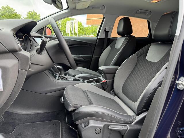 Opel Grandland X 1.2 Turbo Ultimate Automaat | Comfortstoelen | Navigatie Full-Map | LED Koplampen | Apple Carplay/Android Auto | Dodehoek Detectie | Rijklaarprijs!