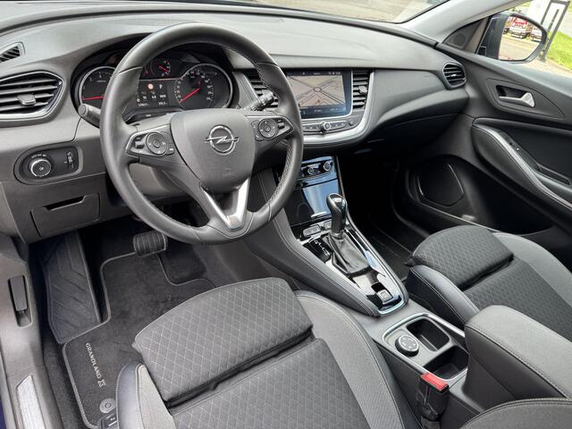 Opel Grandland X 1.2 Turbo Ultimate Automaat | Comfortstoelen | Navigatie Full-Map | LED Koplampen | Apple Carplay/Android Auto | Dodehoek Detectie | Rijklaarprijs!