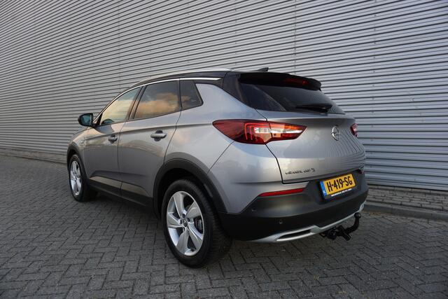 Opel Grandland X 1.2 Turbo 120 Jaar Edition Climate / Navi / Carplay / Cruise / Stoelverw. / Trekhaak