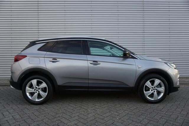Opel Grandland X 1.2 Turbo 120 Jaar Edition Climate / Navi / Carplay / Cruise / Stoelverw. / Trekhaak