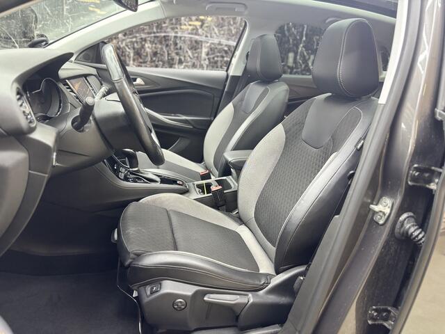 Opel Grandland X 1.2 Turbo Elegance ZONNEDAK / WINTERPAKKET