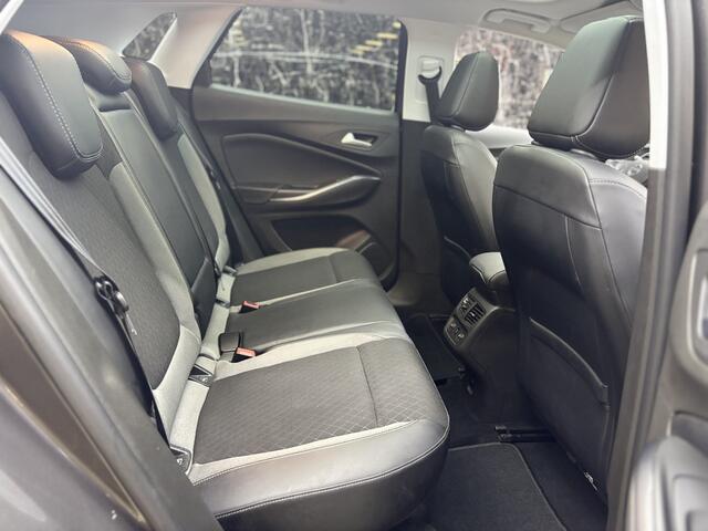 Opel Grandland X 1.2 Turbo Elegance ZONNEDAK / WINTERPAKKET