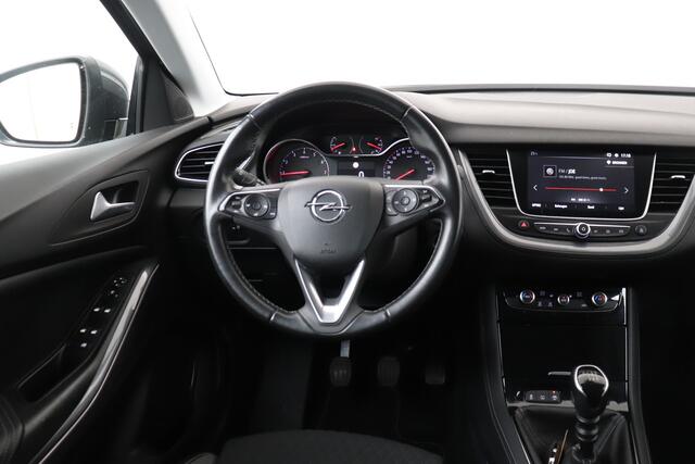Opel Grandland X 1.2 131 PK Turbo Business Executive Camera Apple Carplay Climate