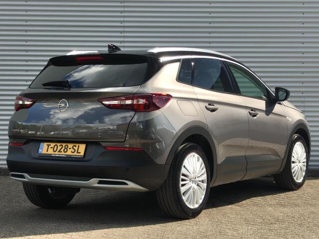 Opel Grandland X Innovation 1.2 Turbo 130pk | AGR-STOEL | CAMERA | NAVI | FULL LED | ISOFIX| KEYLESS | DAB+ |