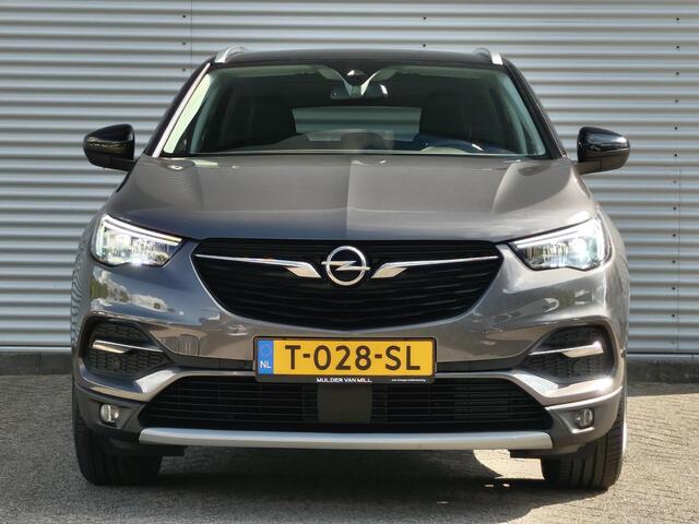 Opel Grandland X Innovation 1.2 Turbo 130pk | AGR-STOEL | CAMERA | NAVI | FULL LED | ISOFIX| KEYLESS | DAB+ |