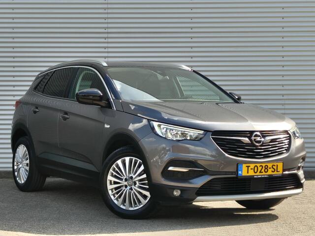 Opel Grandland X Innovation 1.2 Turbo 130pk | AGR-STOEL | CAMERA | NAVI | FULL LED | ISOFIX| KEYLESS | DAB+ |