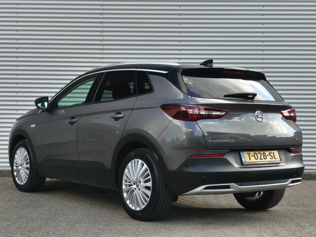 Opel Grandland X Innovation 1.2 Turbo 130pk | AGR-STOEL | CAMERA | NAVI | FULL LED | ISOFIX| KEYLESS | DAB+ |