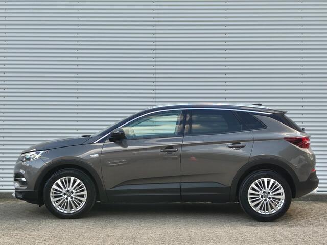 Opel Grandland X Innovation 1.2 Turbo 130pk | AGR-STOEL | CAMERA | NAVI | FULL LED | ISOFIX| KEYLESS | DAB+ |