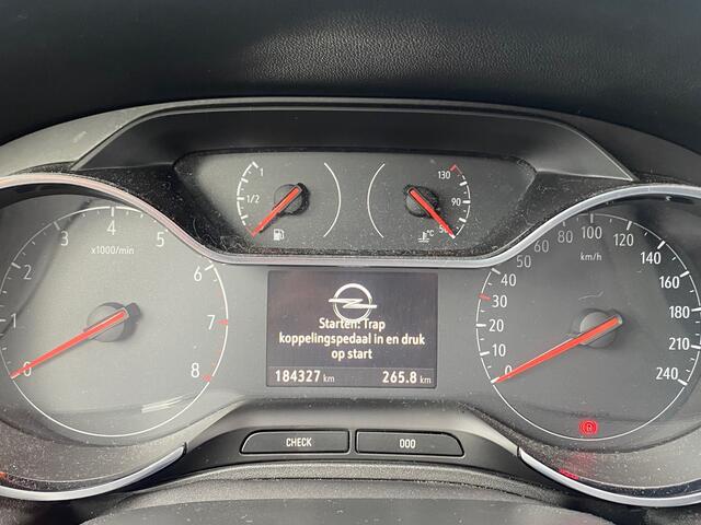 Opel Grandland X BWJ 2019 | 1.2T 131PK Bus Executive | CLIMA | NAVI | LEDER/STOF | CARPLAY | PRIVACY GLASS | PDC V+A \