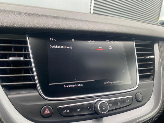 Opel Grandland X BWJ 2019 | 1.2T 131PK Bus Executive | CLIMA | NAVI | LEDER/STOF | CARPLAY | PRIVACY GLASS | PDC V+A \