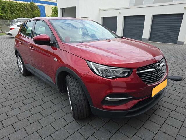 Opel Grandland X 1.6 TURBO HYBRID PHEV BUSINESS EDITION AUT. Stoelverwarming | Trekhaak | Apple Carplay/Android Auto