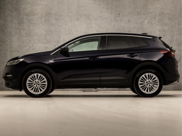 Opel Grandland X 1.2 Turbo Innovation (APPLE CARPLAY, GROOT NAVI, CLIMATE, CAMERA, GETINT GLAS, LEDER, SPORTSTOELEN, LANE ASSIST, KEYLESS, ELEK ACHTERKLEP, NIEUWSTAAT)