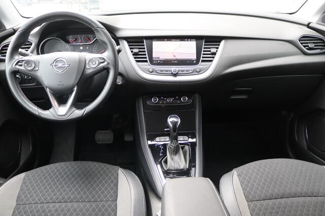 Opel Grandland X 1.2 Turbo 130PK Automaat Innovation Carplay-android/Parkeerhulp/Keyfree/Elektr.-klep