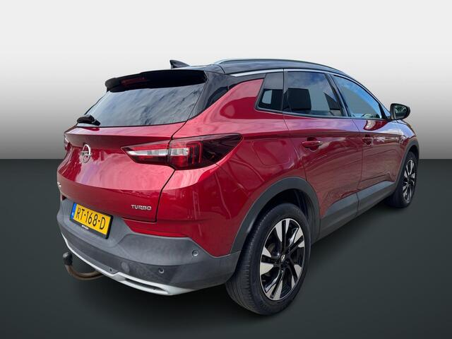 Opel Grandland X 1.2 Turbo Business Executive