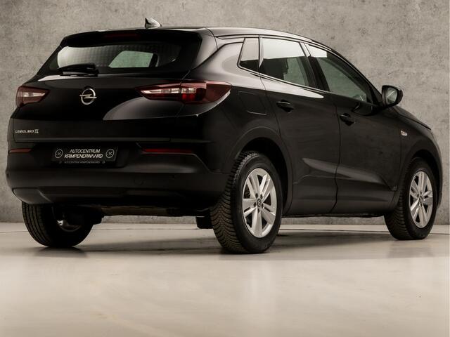 Opel Grandland X 1.2 Turbo Sport Automaat (APPLE CARPLAY, GROOT NAVI, LANE ASSIST, SPORTSTOELEN, CRUISE, PARKEERSENSOREN, LED KOPLAMPEN, NIEUWE APK, NIEUWSTAAT)