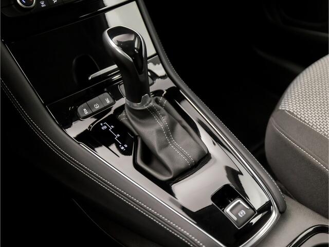 Opel Grandland X 1.2 Turbo Sport Automaat (APPLE CARPLAY, GROOT NAVI, LANE ASSIST, SPORTSTOELEN, CRUISE, PARKEERSENSOREN, LED KOPLAMPEN, NIEUWE APK, NIEUWSTAAT)