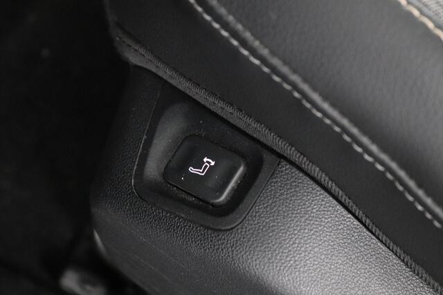 Opel Grandland X 1.6 Turbo Plug-In Hybrid 225pk Elegance | Keyless Entry| Adaptieve LED Koplampen|