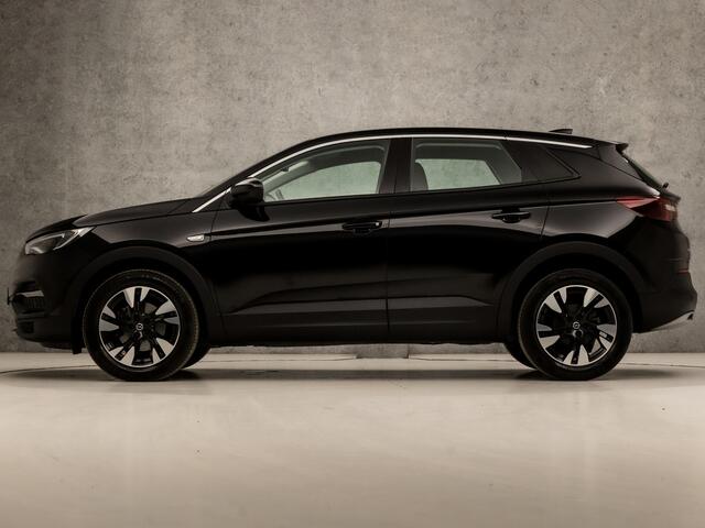 Opel Grandland X 1.2 Turbo Elegance Sport Automaat (APPLE CARPLAY, MEMORY SEATS, STOELVERWARMING/KOELING, LEDER, KEYLESS, SPORTSTOELEN, 360 CAMERA, LED KOPLAMPEN, NIEUWSTAAT)