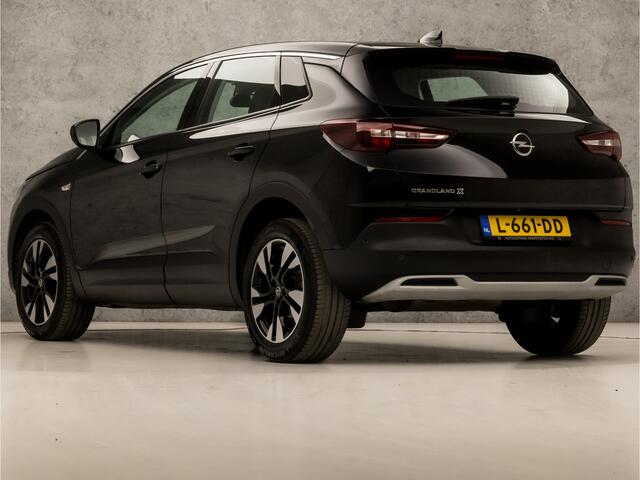 Opel Grandland X 1.2 Turbo Elegance Sport Automaat (APPLE CARPLAY, MEMORY SEATS, STOELVERWARMING/KOELING, LEDER, KEYLESS, SPORTSTOELEN, 360 CAMERA, LED KOPLAMPEN, NIEUWSTAAT)