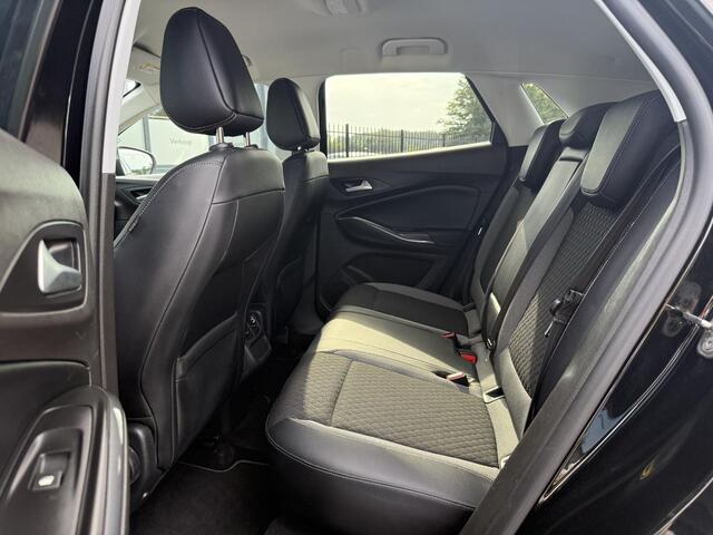 Opel Grandland X 1.2 Turbo Innovation 2e Eigenaar,Automaat,131pk,Trekhaak,Navi,Halfleder,Lm velgen,Stoelverw.Stoelverkoeling,Stuurverw.Dealer Onderhouden,Pdc V+A,Apk tot 07-2026