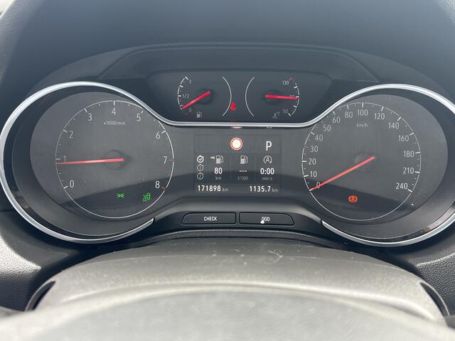 Opel Grandland X 1.2 Turbo Business Executive Cruise control Trekhaak Apple Carplay/Android Auto