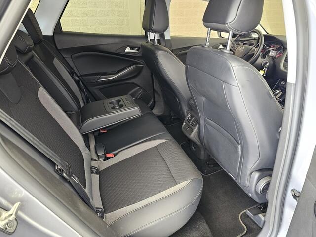 Opel Grandland X 1.2 Turbo (130Pk) Elegance Navi Camera Géén Afleverkosten.