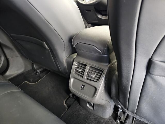 Opel Grandland X 1.2 Turbo (130Pk) Elegance Navi Camera Géén Afleverkosten.