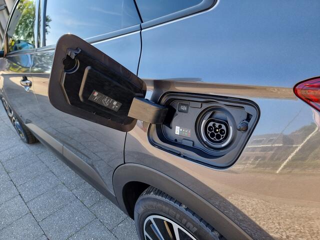 Opel Grandland X 1.6 Turbo Hybrid | Leder | 19inch | Camera | Carplay | 58dkm | Nette staat!