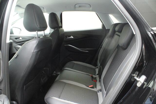 Opel Grandland X 1.2 T 120 Jaar Ed. | Automaat | Camera / Carplay / All Road Pakket