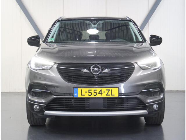 Opel Grandland X 300PK Hybrid4 Ultimate | AppleCarPlay/AndroidAuto | Navigatie | Adaptive Cruise Control | Keyless | LEER | Stoelkoeling/Stoel/Voorruitverwarming | FULL LED | 360'Camera | Trekhaak | Two-tone | Isofix | Privacy Glass |