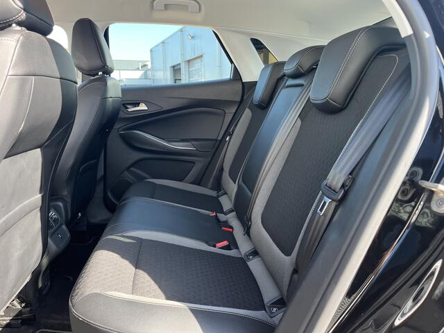 Opel Grandland X 1.2 Turbo Innovation | Nieuw Binnen! | Automaat | Trekhaak | Camera