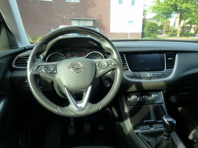 Opel Grandland X 1.2 Turbo Innovation, 19"LMV/DEELS LEER/CARPLAY