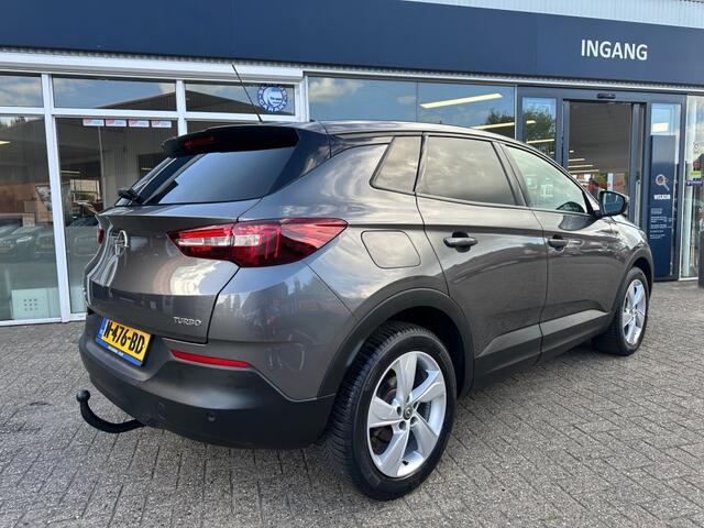 Opel Grandland X 1.2 TURBO INNOVATION