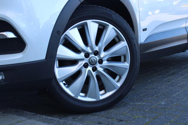 Opel Grandland X 301PK 1.6 Turbo Hybrid4 Business Executive | Camera | Dodehoekdetectie | AppleCarplay | Keyless | 19" LMV